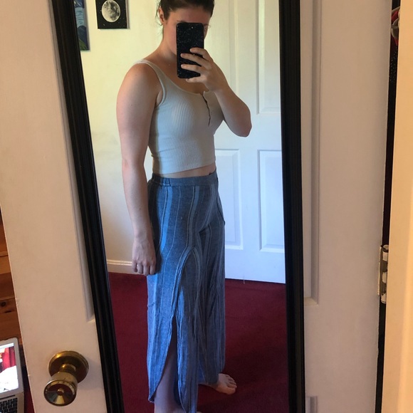 Flowy Striped Pants with Slits - Picture 2 of 2